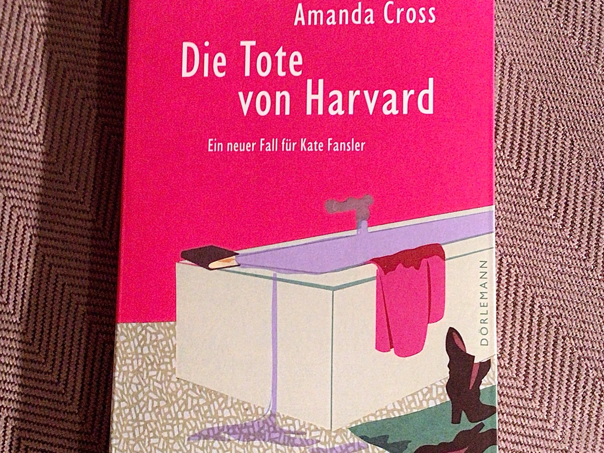 „Die Tote von Harvard“ von Amanda Cross